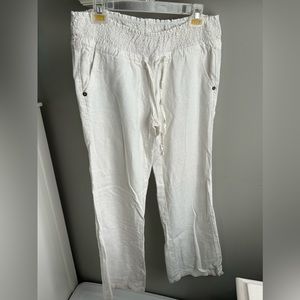 White Linen Pants, women’s, pockets, size Medium, Love Tree brand